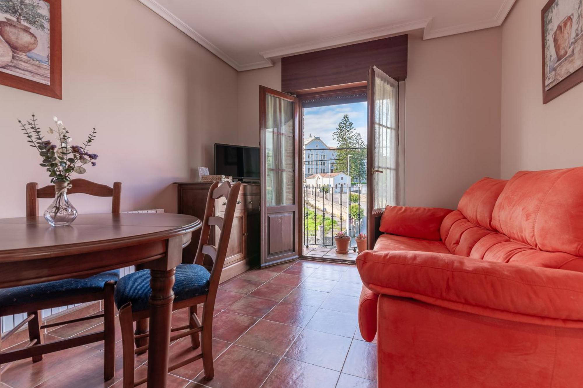 Apartamentos El Cruce De Moraton Cóbreces Extérieur photo